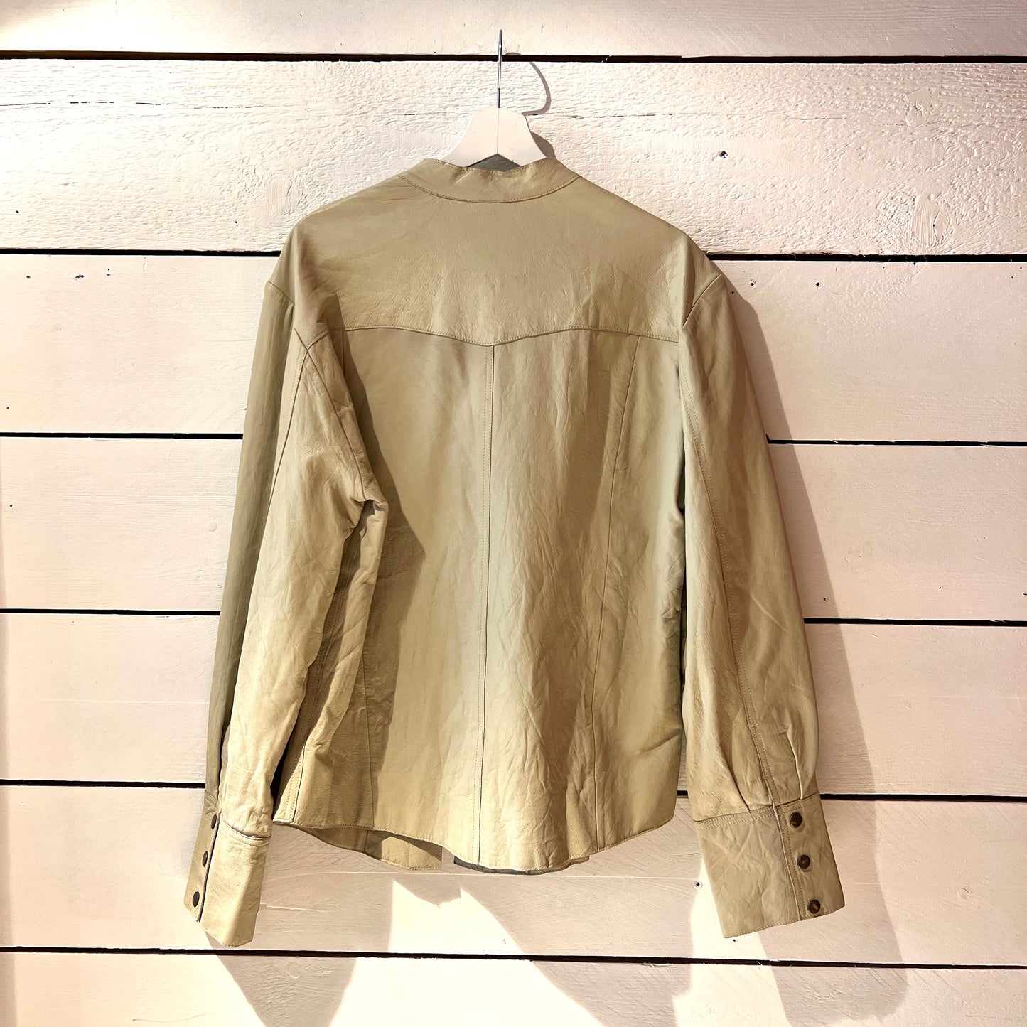 veste en cuir crème style western