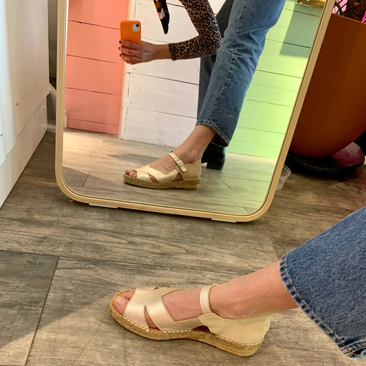 Sandales Domo dorées/écrues