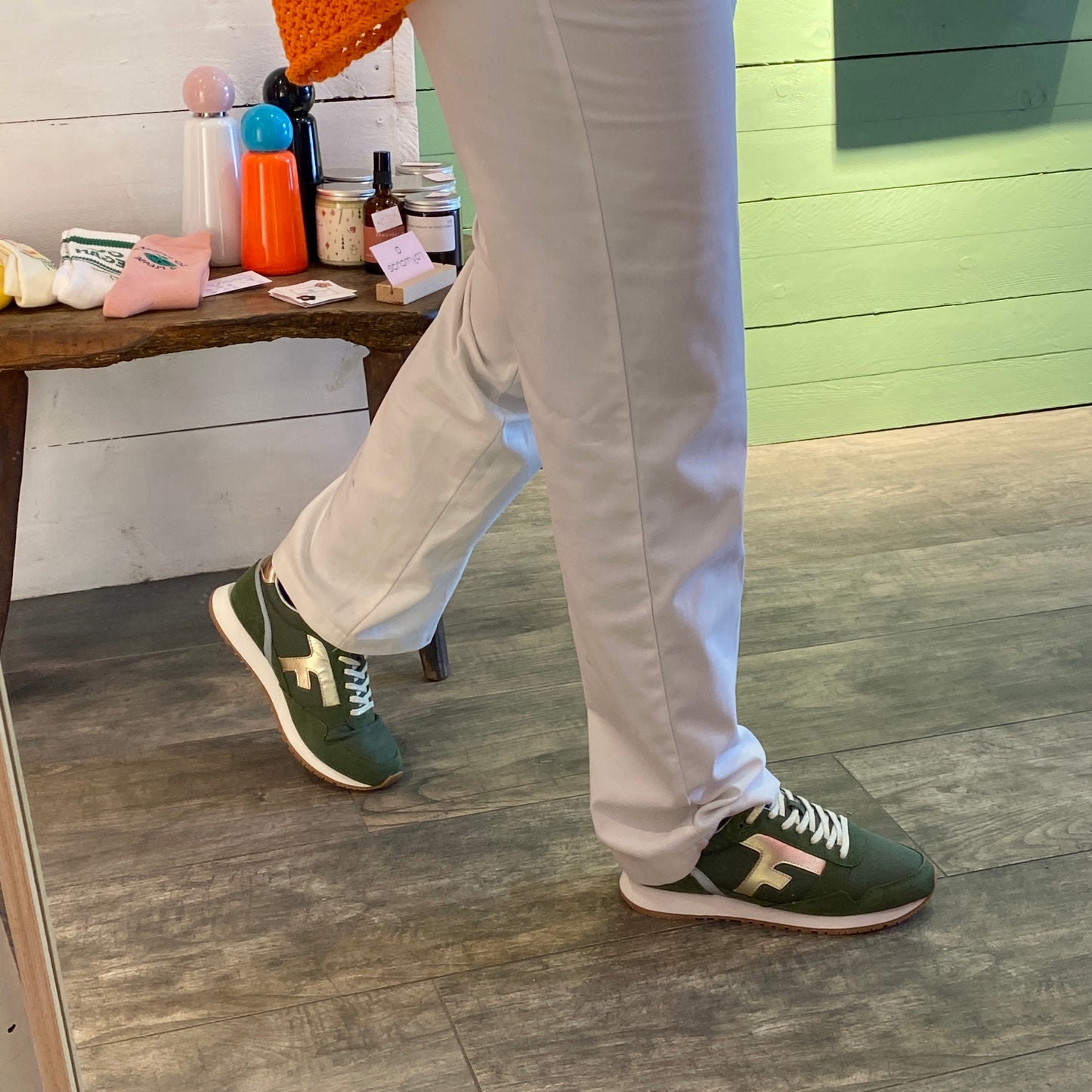 Sneakers Elm kakis