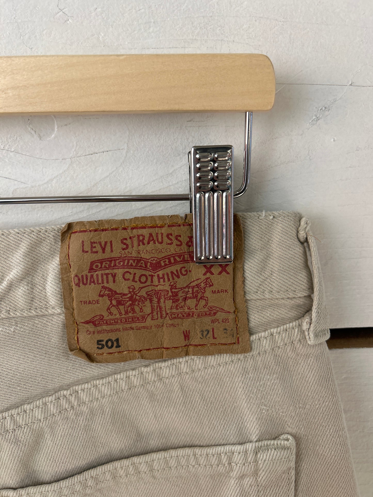 Levi’s 501 w32 beige