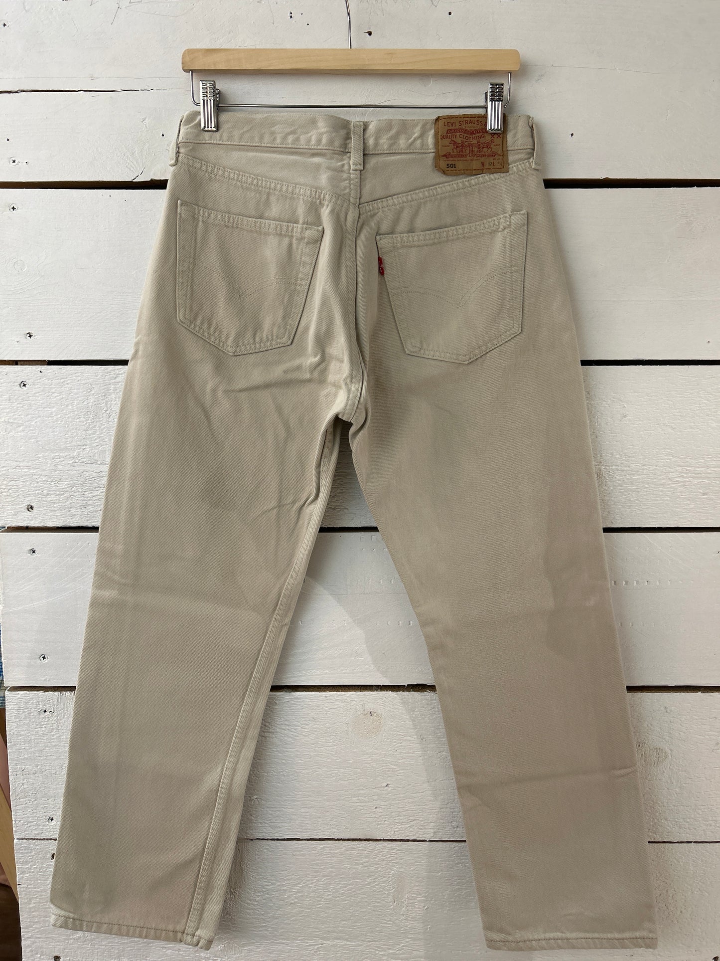 Levi’s 501 w32 beige
