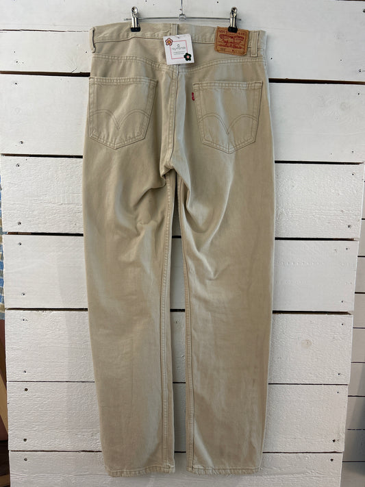Levi’s 505 w33 beige