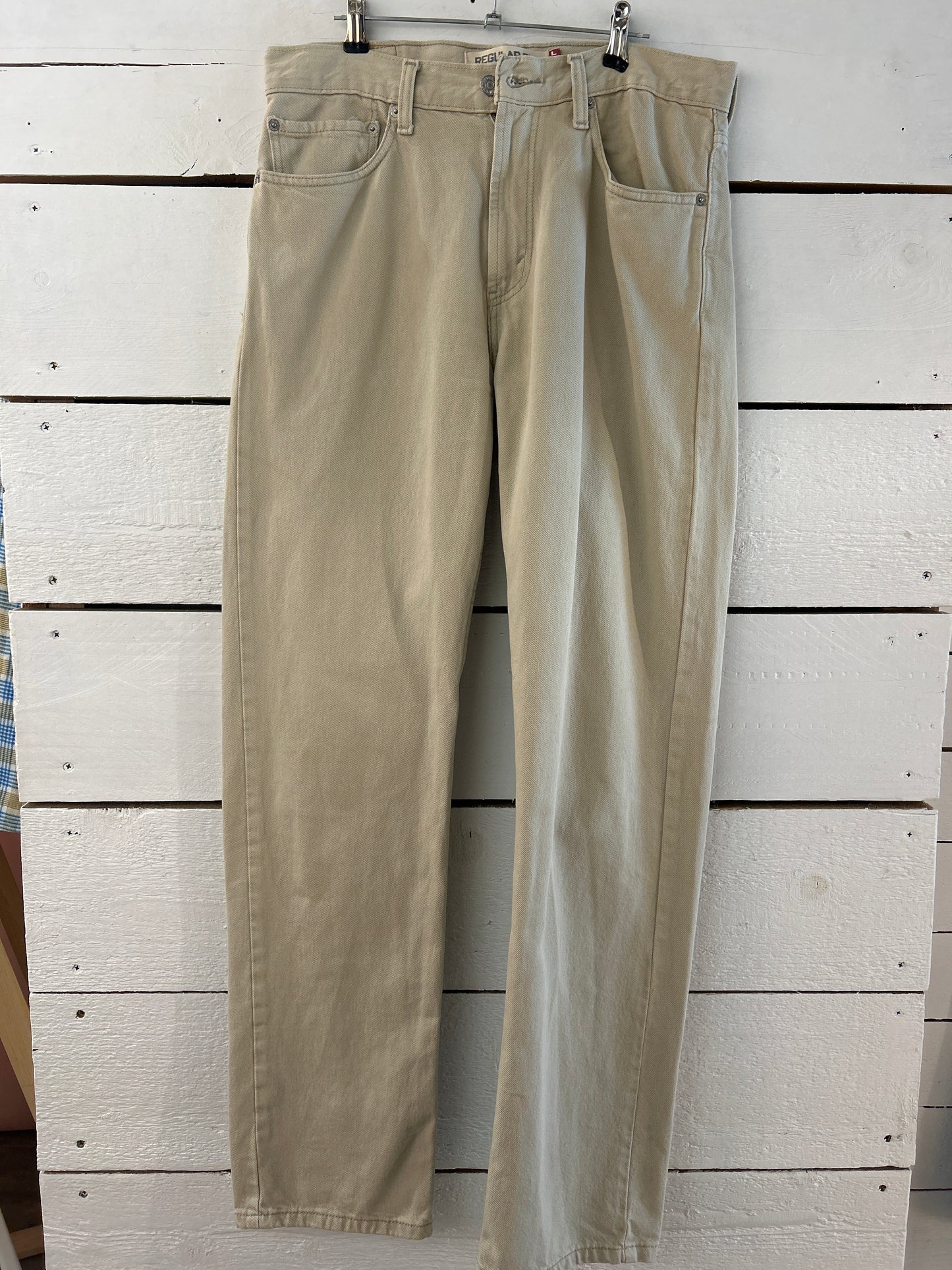 Levi’s 505 w33 beige