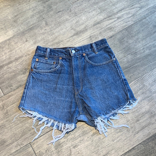 short levi's w26